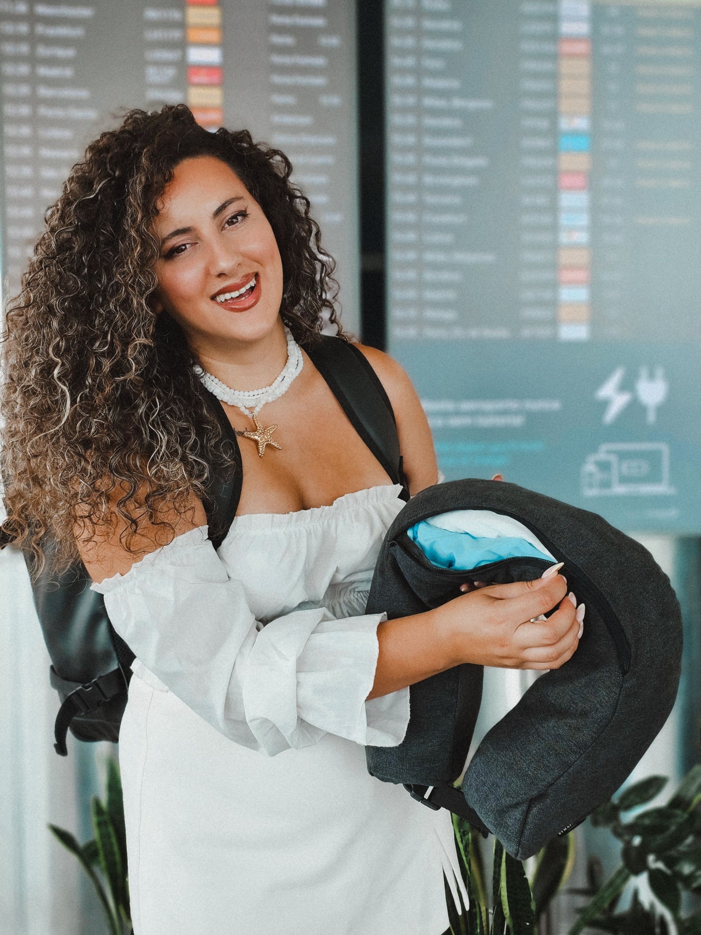 almofada travesseiro de pescoço de viagem com roupas, armazenamento, evite taxas extras de bagagem, itens essenciais para viagens, saco de viagem, sem enchimento